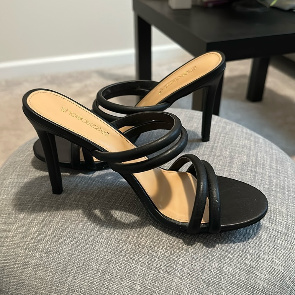Like New Condition 👠 Strappy Heels, Size 8